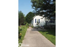 813 S Main, Centerville, IA 52544