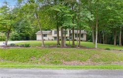 17747 Warwick Road, Marshallville, OH 44645