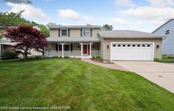 5823 Wood Valley Drive, Haslett, MI 48840