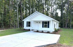74 Greentown Rd., Georgetown, SC 29440