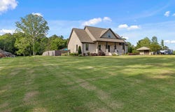 123 Beacon St, Moulton, AL 35650