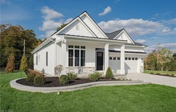 6453 N Cobblestone Road, Mayfield Village, OH 44143