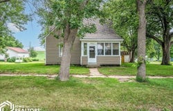 431 S Day Avenue, Ute, IA 51060