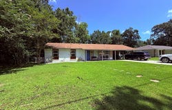 2140 Crestwood Dr, Picayune, MS 39466