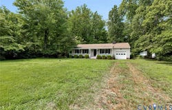 635 River Oaks Road, Center Cross, VA 22437