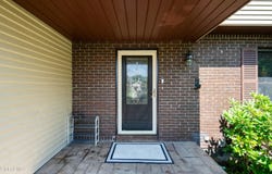 51 Aspen Circle, Albany, NY 12208