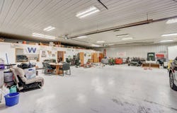 1091 Garfield Ave, WestLiberty, IA 52776