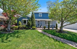 197 Doris Avenue, Franklin Square, NY 11010