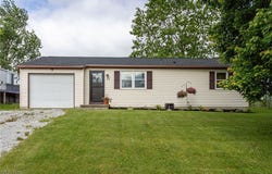 77 Strawberry Hill, Rittman, OH 44270