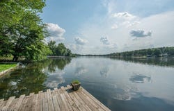 77 Lake Dr E, Wayne Twp., NJ 07470-4229