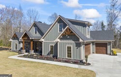 410 Edgewater Trail, Toccoa, GA 30577