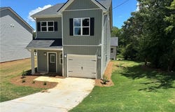 23 Taylor Street, Toccoa, GA 30577
