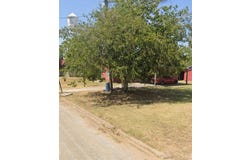 709 N Grand Avenue, Olney, TX 76374