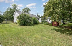 209 S Park, Ashley, MI 48806
