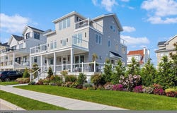 109 S Oxford Ave, Ventnor, NJ 08406