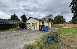2305 CARLSON RD, Vancouver, WA 98661