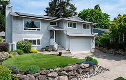 286 NW LINNEMAN Ave, Gresham, OR 97030