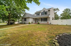 217 Lazy Oak Lane, Stafford, NJ 08050