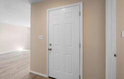 915 KINLEY Avenue NW, Albuquerque, NM 87104