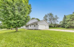 2141 DESCENDANT Lane, GREEN BAY, WI 54313-8095