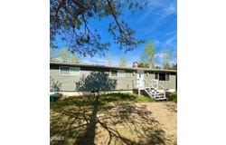3835 11th Street SW, Stanton, ND 58571