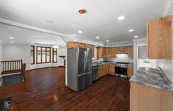14825 Parkside Avenue, Oak Forest, IL 60452