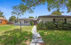 1101 ABAGAIL DRIVE, DELTONA, FL 32725