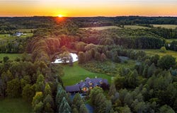 633 W Bloomfield Road, Pittsford, NY 14534