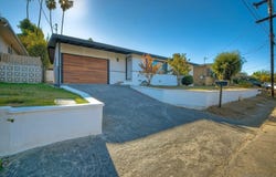 322 Eddie Dr, Vista, CA 92083