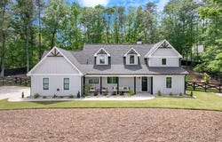 6011 Tradewinds CV #44, Gainesville, GA 30506