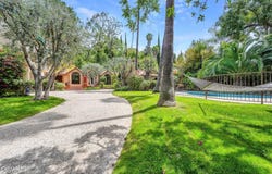 4456 Hayvenhurst Avenue, Encino, CA 91436