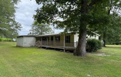 240 Hurricane Road, Waynesburg, KY 40489