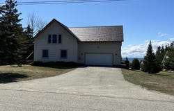 198 Graham Avenue, St. Ignace, MI 49781