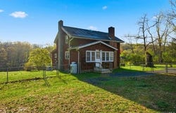 32 Heinsman Lane, Wallkill, NY 12589