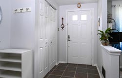 8554 KOLUDER CT, LORTON, VA 22079
