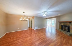 2214 Lake Pointe Circle, Roswell, GA 30075