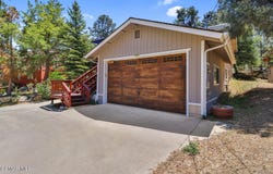 2216 Maplewood Way, Pine Mountain Club, CA 93222