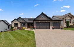 517 Stonewolf Creek Drive, Wentzville, MO 63385