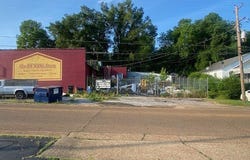116 S Craft Street, Holly Springs, MS 38635