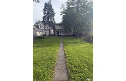 710 E fourth Street, Monroe Center, MI 48161