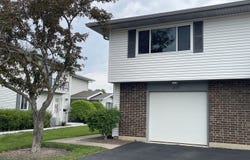 217 KENDRICK Court, Schaumburg, IL 60194