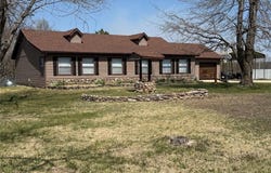 12223 Nodaway Lane, Plato, MO 65552