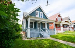 3221 N 29th St, Milwaukee, WI 53216