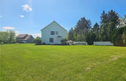 1 Woodsview Drive, Big Flats, NY 14903