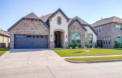 316 Ben Thomas Street, Burleson, TX 76028