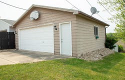 2123 Downing Avenue, Waterloo, IA 50701