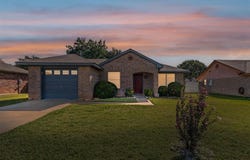 602 Mcanear Street, Cleburne, TX 76033
