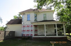354 NW Bennett St, Pelham, GA 31779