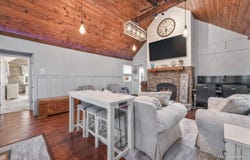 2S919 Dauberman Road, Elburn, IL 60119