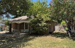 825 E Ridgewood Drive, Garland, TX 75041